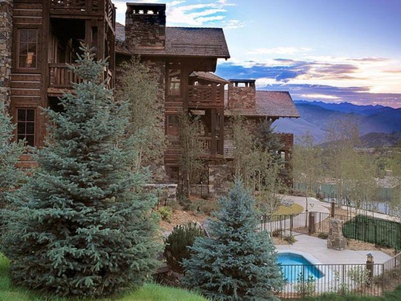 Bachelor Gulch Village by Vail Resorts
