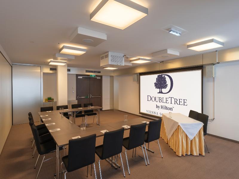 DoubleTree by Hilton Vienna Schonbrunn image
