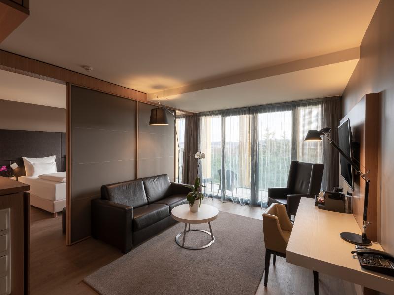 DoubleTree by Hilton Vienna Schonbrunn image