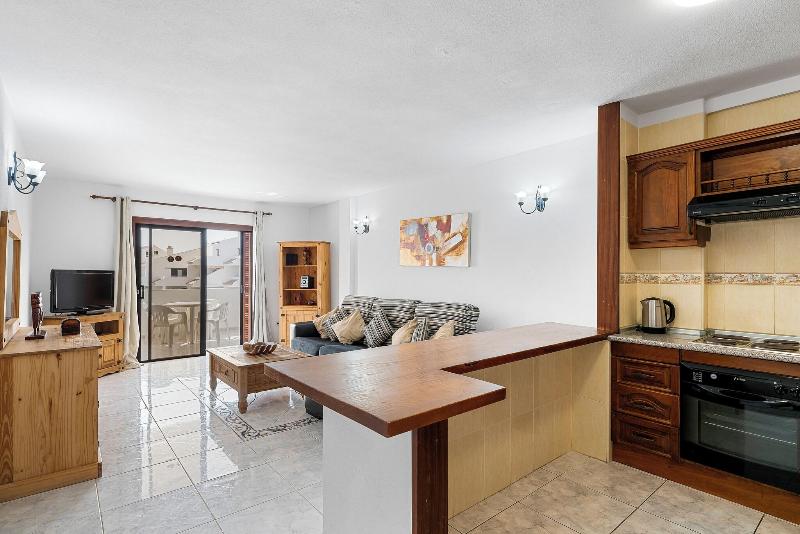 Paloma Beach Apartments  image