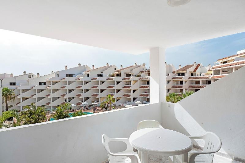 Paloma Beach Apartments  image