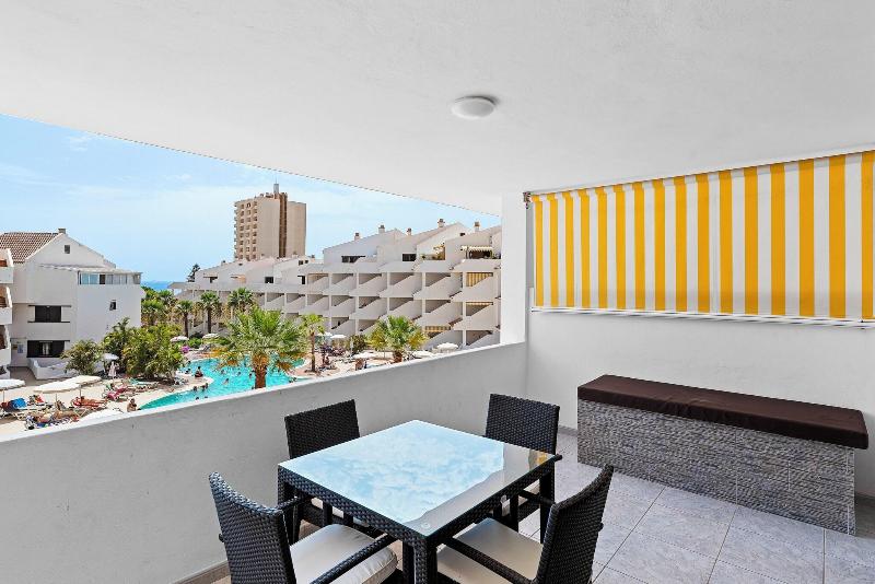 Paloma Beach Apartments  image