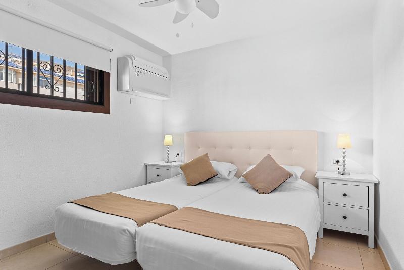 Paloma Beach Apartments  image