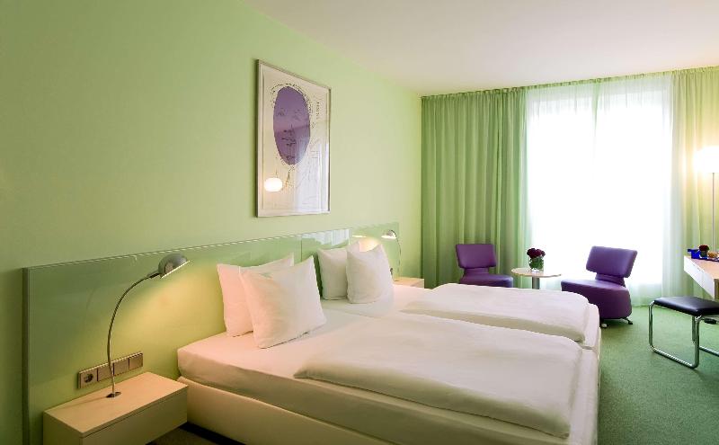 Park Plaza Berlin image