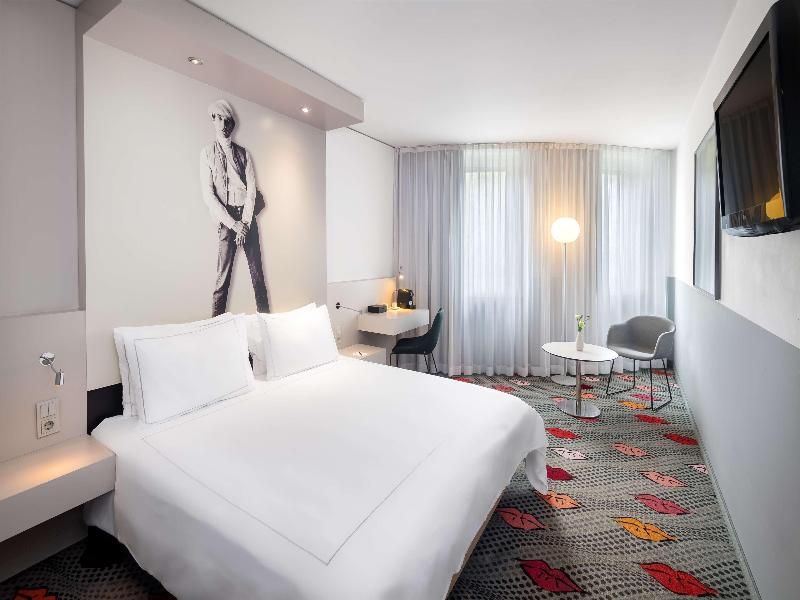 Park Plaza Berlin image