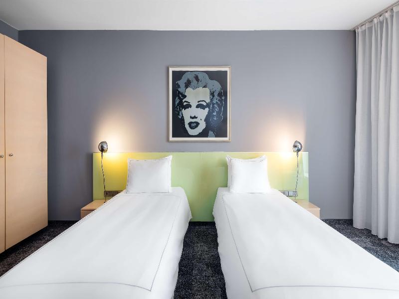 Park Plaza Berlin image