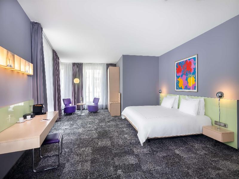 Park Plaza Berlin image