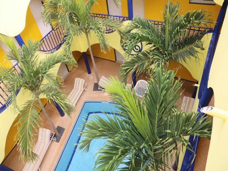 Hotel L'Hacienda image