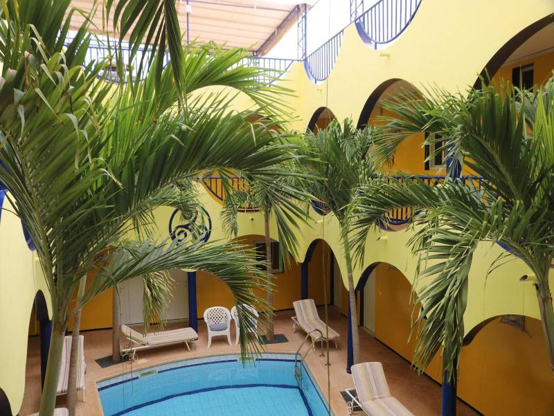 Hotel L'Hacienda image