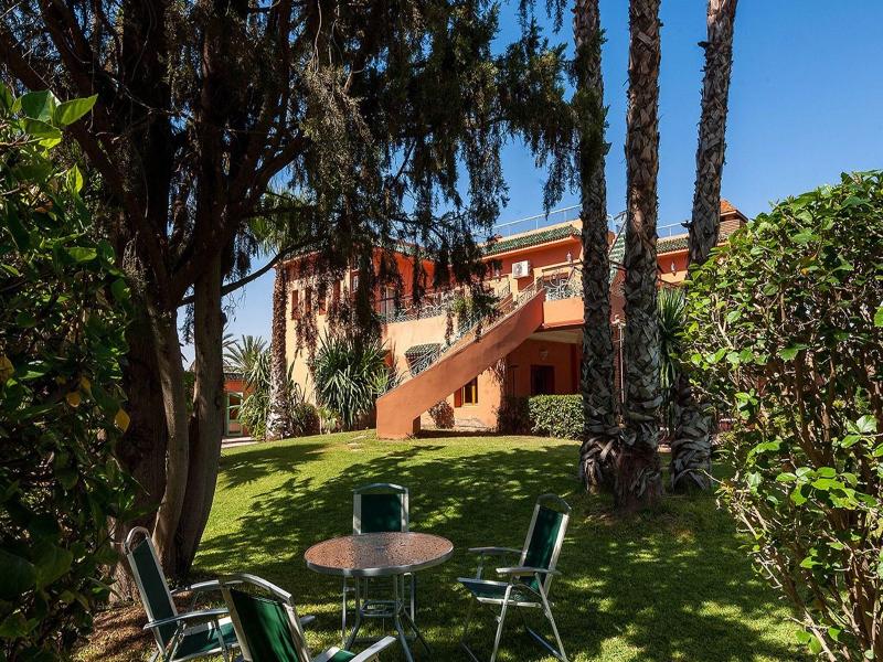 Riad Villa Des Trois Golfs image