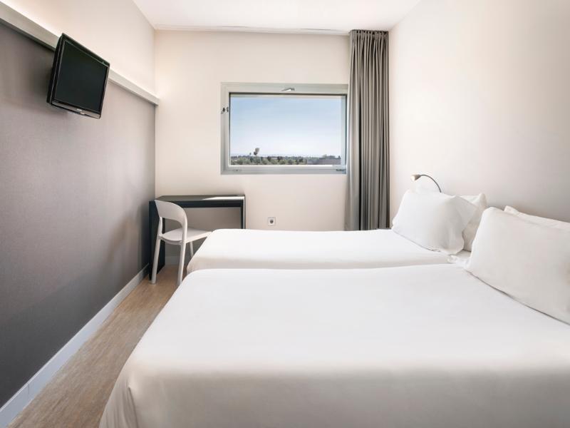 B&B HOTEL Albacete image