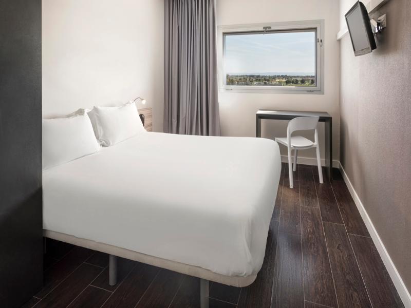 B&B HOTEL Albacete image