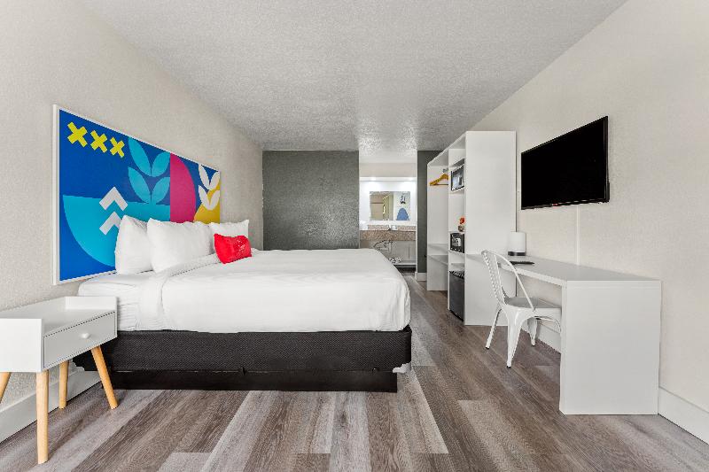 Baymont by Wyndham Orlando Lake Buena Vista South image