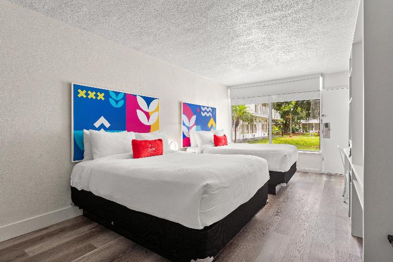 Baymont by Wyndham Orlando Lake Buena Vista South image
