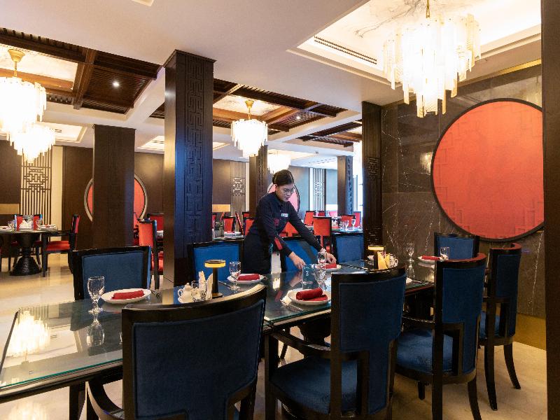 Holiday Inn Kuwait image