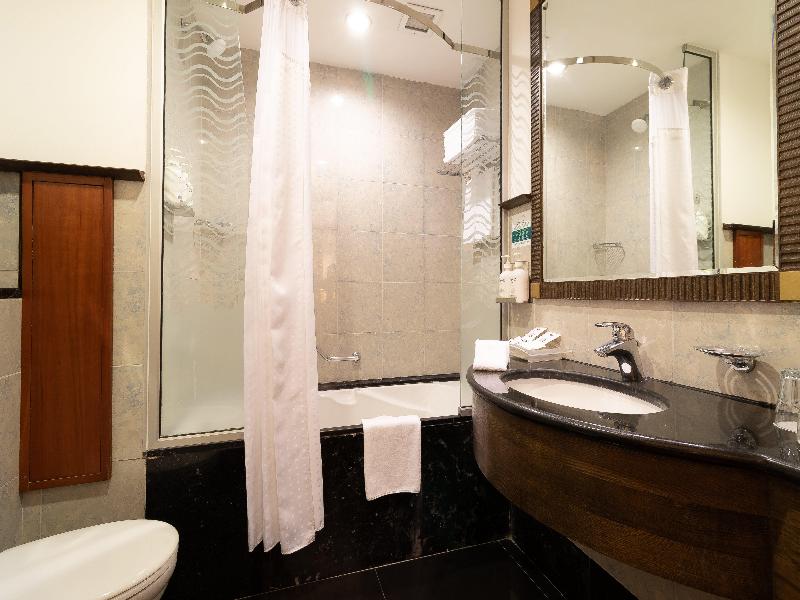 Holiday Inn Kuwait image