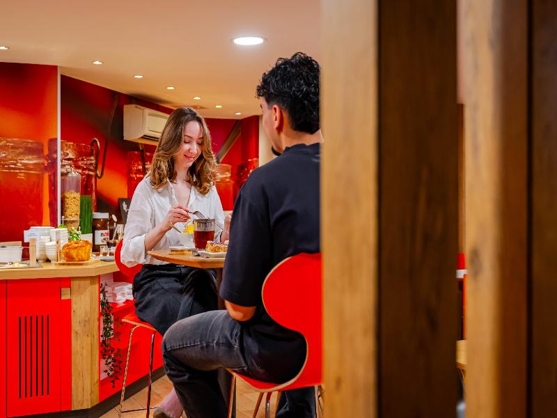 Ibis Bordeaux Centre Gare Saint Jean Euratlantique image