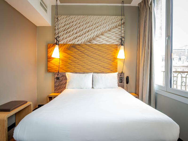 Ibis Bordeaux Centre Gare Saint Jean Euratlantique image