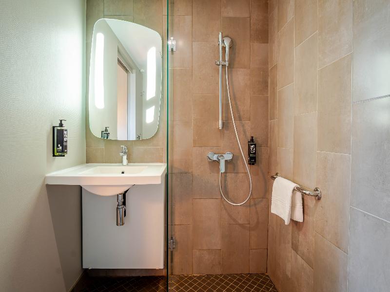 Ibis Bordeaux Centre Gare Saint Jean Euratlantique image