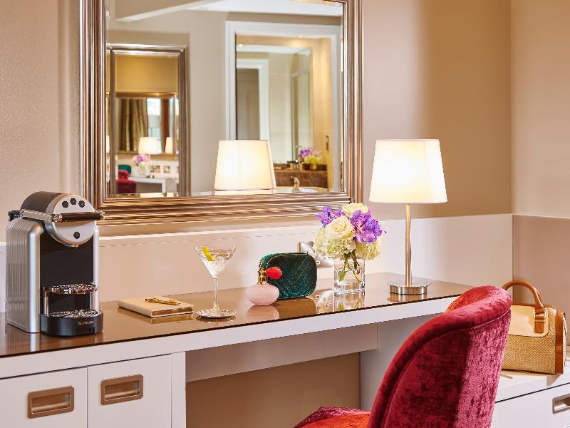 The Rose Hotel image