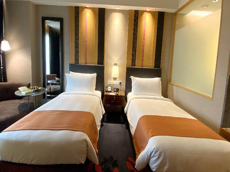 Holiday Inn Hotel New Delhi Noida Mayur image
