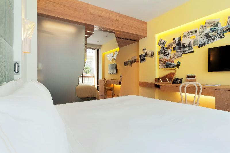 New Hotel
