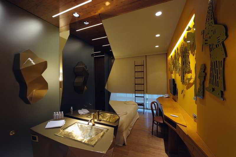 New Hotel
