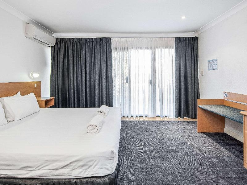 Greet Hotel Alice Springs image