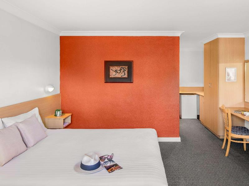 Greet Hotel Alice Springs image