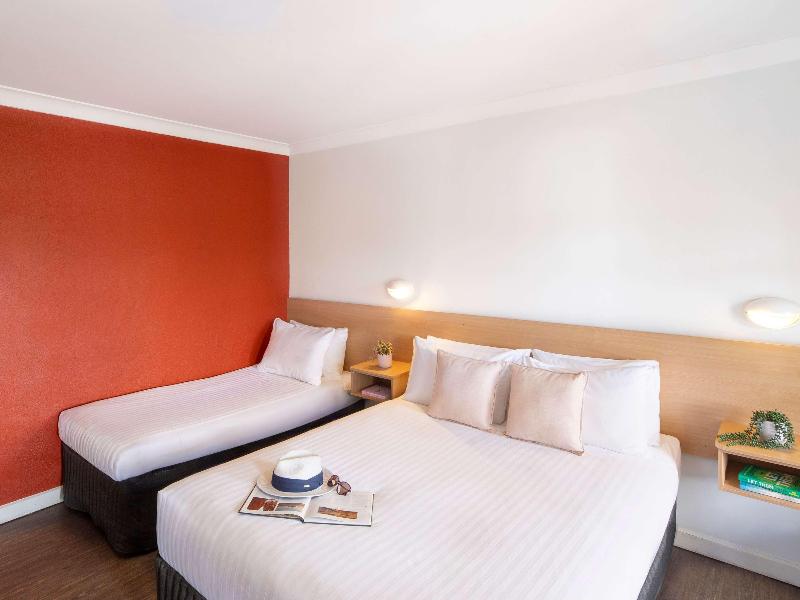 Greet Hotel Alice Springs image