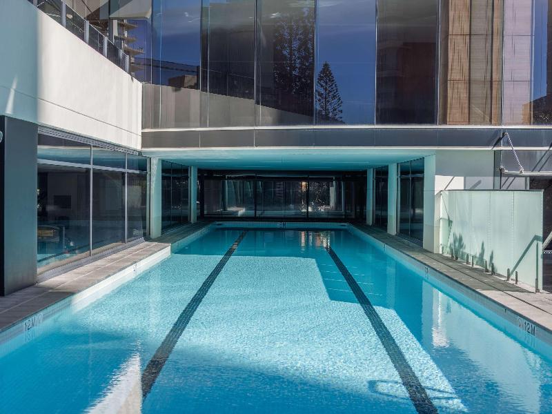 Peppers Broadbeach image