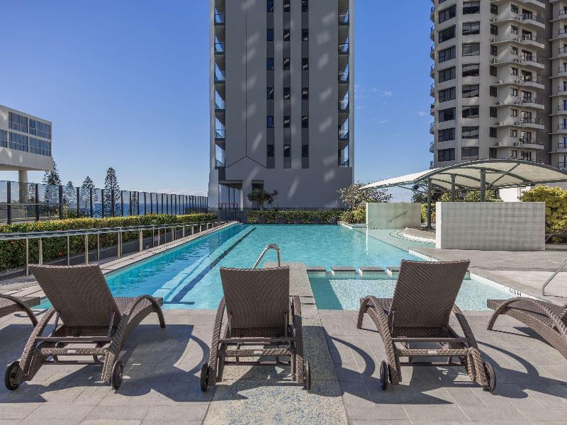 Peppers Broadbeach image