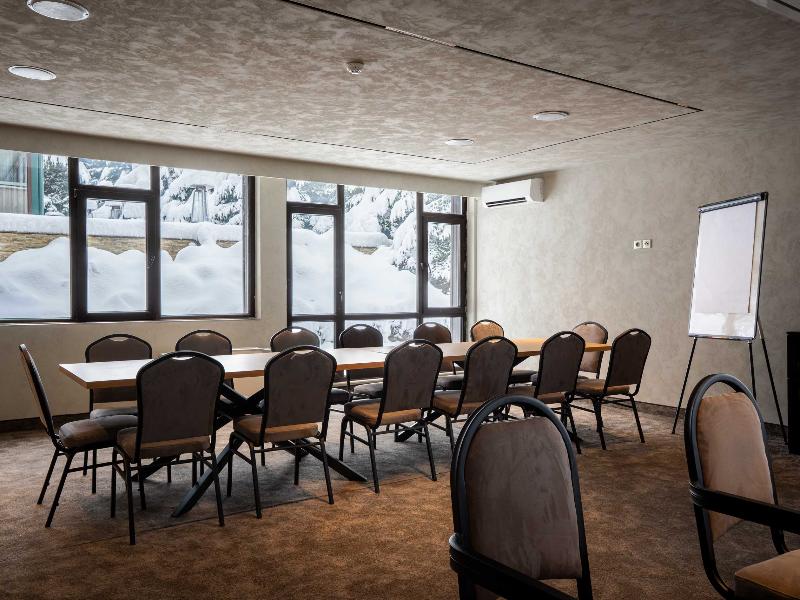 Premier Luxury Mountain Resort image