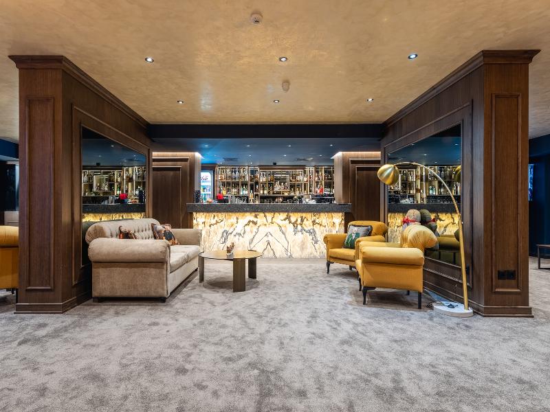 Premier Luxury Mountain Resort image