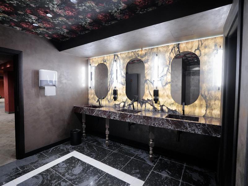 Premier Luxury Mountain Resort image