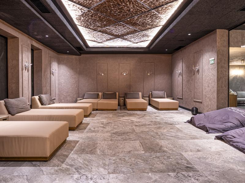 Premier Luxury Mountain Resort image