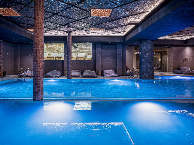 Premier Luxury Mountain Resort image