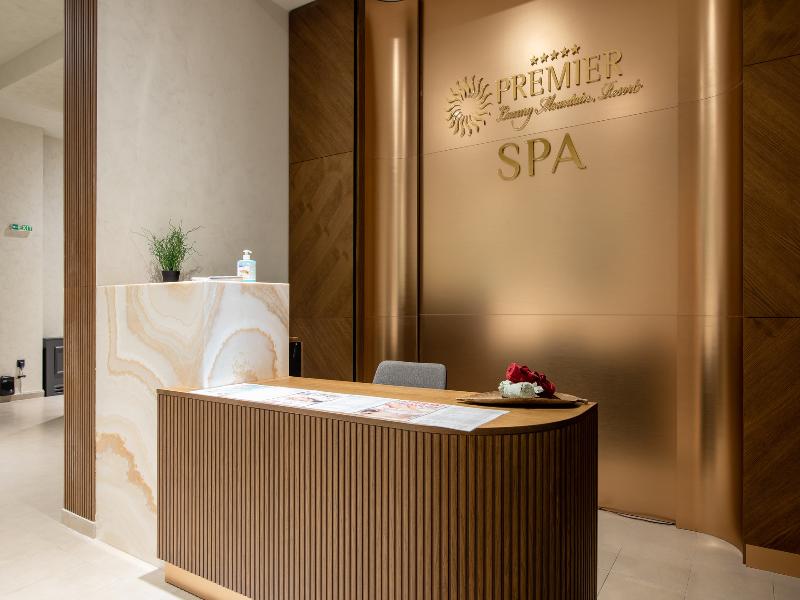 Premier Luxury Mountain Resort image