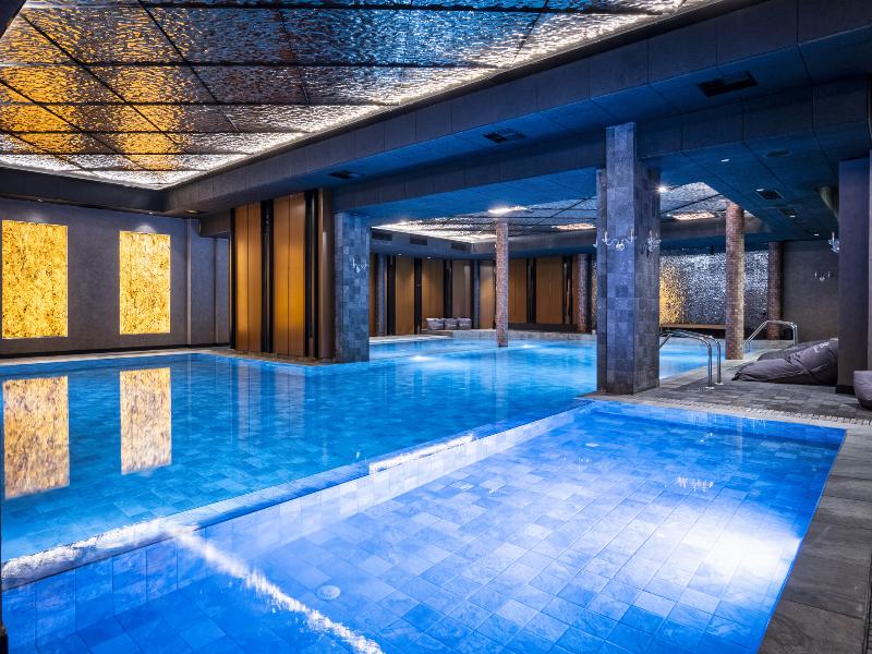 Premier Luxury Mountain Resort image
