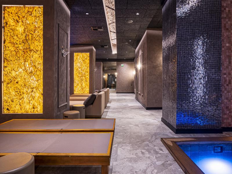 Premier Luxury Mountain Resort image