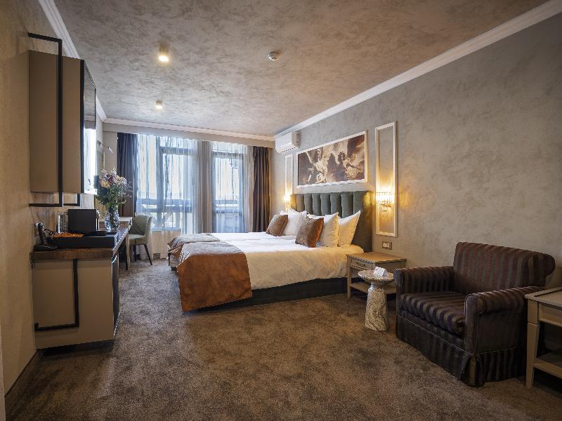 Premier Luxury Mountain Resort image