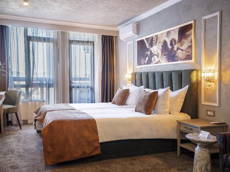 Premier Luxury Mountain Resort image
