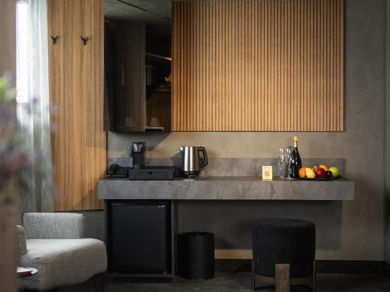 Premier Luxury Mountain Resort image