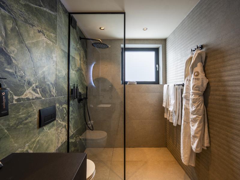 Premier Luxury Mountain Resort image
