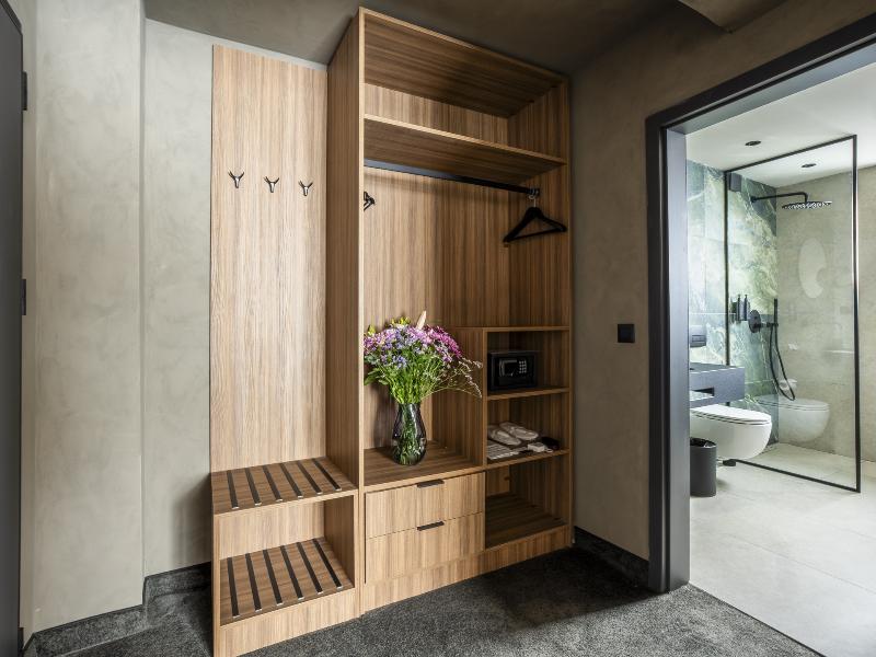 Premier Luxury Mountain Resort image