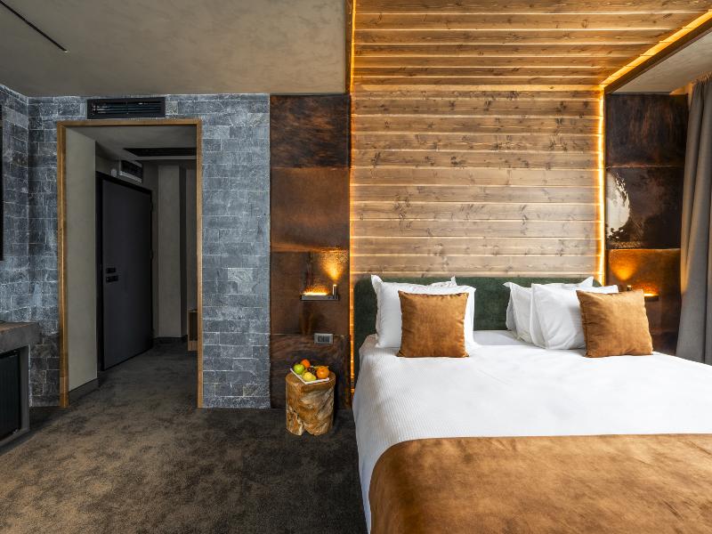 Premier Luxury Mountain Resort image