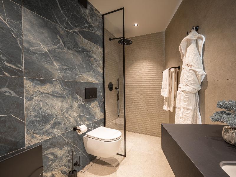 Premier Luxury Mountain Resort image