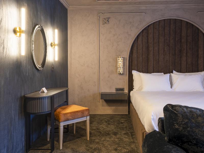 Premier Luxury Mountain Resort image