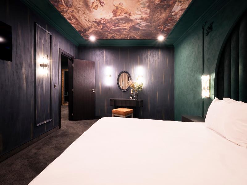 Premier Luxury Mountain Resort image