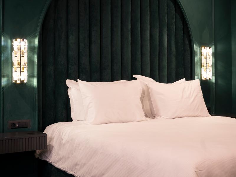 Premier Luxury Mountain Resort image
